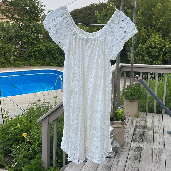 Roxy Dresses & Skirts - Roxy Lace Off White Dresd